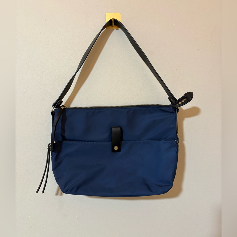 Radley London‎ Navy Alpha Road Nylon Medium Zip Shoulder Bag